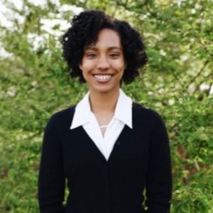 Meet your Posher, Janisha